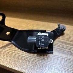 三菱パジェロv98w ハイトセンサー