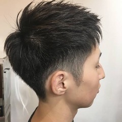明日5/6 19時〜 画像のような刈り上げスタイルに切らせ…