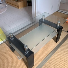 美品！ガラステーブル
