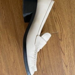 【CHARLES & KEITH】 L〜 L Lローファーの画像