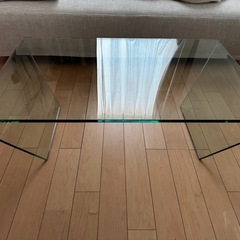 
テーブル