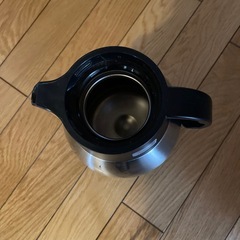 ステンレス卓上ポットの画像