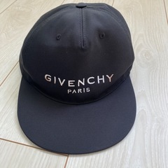 GIVENCHYキャップ