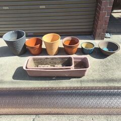 【お引き取り予定者決定済】植木鉢、プランター