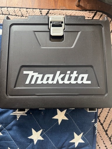 マキタインパクトドライバー18V