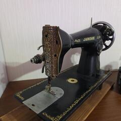 昭和レトロ　アンティーク　ジャノメミシンの画像