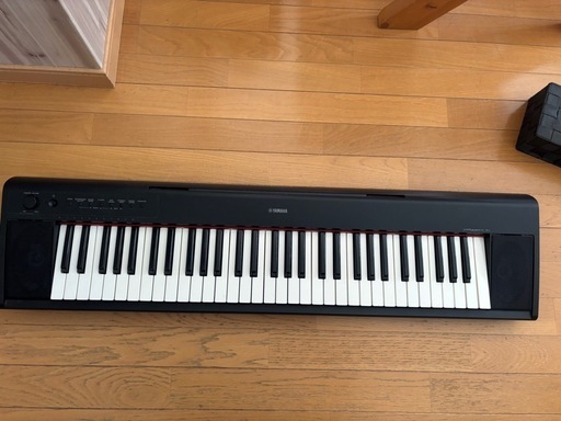 【電子ピアノ
】YAMAHA piaggero NP-11