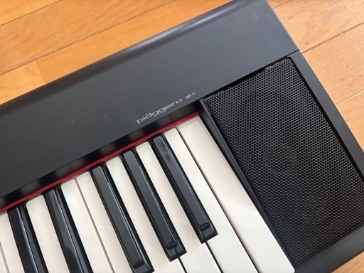 【電子ピアノ
】YAMAHA piaggero NP-11