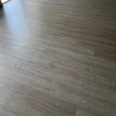 賃貸可フロアタイル　シールタイプ