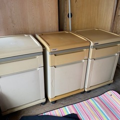 MARQUISベッドサイドキャビネット