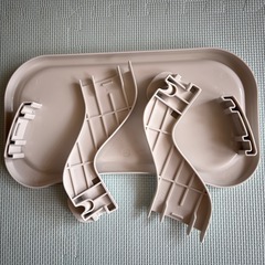 美品　豆イステーブルの画像