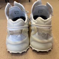 ZX 2K ブースト ユーティリティ GORE-TEX [ZX 2K Boost Utility GORE-TEX] アディダスオリジナルスの画像