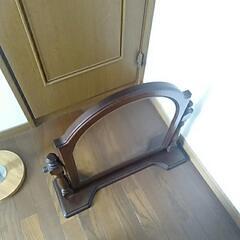 重厚感あり鏡　姿見　ドレッサーの画像