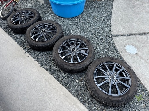 （取引中）バリ溝155/65R14ホイール付きスタッドレスタイヤ