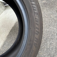 215/55R17ヨコハマ　RV03 4本セット
