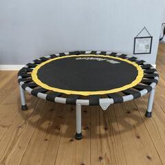 無料　トランポリン　子供用