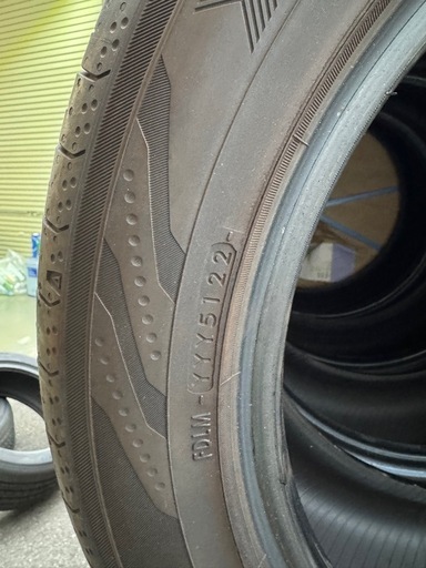 最終値下げ　
215/55R17ヨコハマ　RV03 4本セット