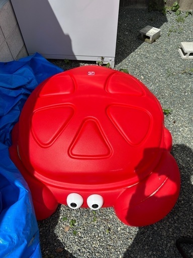 Step2 カニ型 砂場 赤   蓋と抗菌砂とおもちゃセット