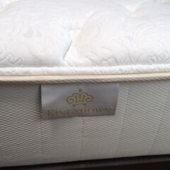 シングルベッドフレーム+KINGSDOWNマットレスの画像