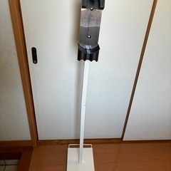 ダイソン掃除機スタンド　充電器付