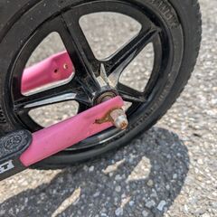 ストライダー（ピンク）の画像