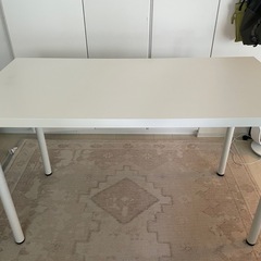 【無料】IKEAデスク　白120×60 の画像