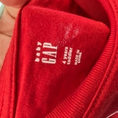 GAPのTシャツの画像