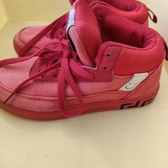 【取引中】子供靴　スニーカー　中古の画像