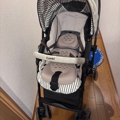 コンビ　ベビーカー　スゴカルα 4キャス