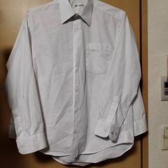 一般的な学生服ですの画像