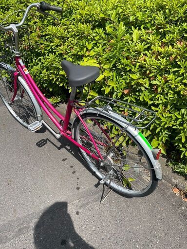 リサイクルショップどりーむ天保山店　No228 自転車　ママチャリ　２６インチ　ピンク　ギア切替付き　LEDオートライト付き♪ リサイクルショップどりーむ天保山店 No228 自転車 ママチャリ 26