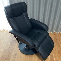 (美品)リクライニングチェア　収納フットレスト付き　
360°回転イス
