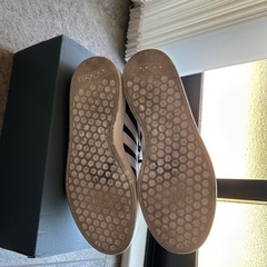 ADIDAS アディダススニーカーの画像