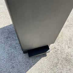 ゴミ箱　黒　ブラックの画像
