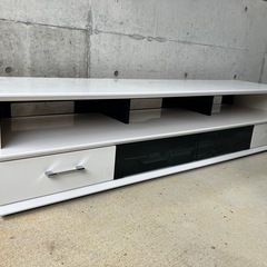テレビ台