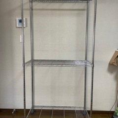 スチールラック　キャスター、ハンガーラック付き