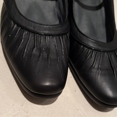 新品　WALLAGE24.5EE パンプスの画像
