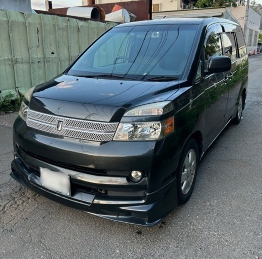 ヴォクシー 2004年式 VOXY  8人乗り 2WD車検R7年10月