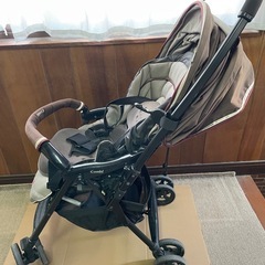 コンビ　ベビーカー　メチャカルファーストα ミッキーマウス