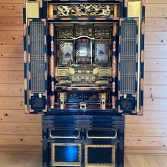 【浄土真宗東本願寺派型・年季の入った金仏壇】