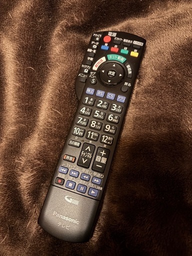 美品パナソニック 32V型 液晶テレビ ビエラ TH-32ES500-S