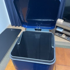 大型ゴミ箱　鉄製の画像