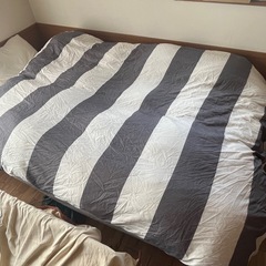 羽毛布団　カバー付き