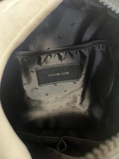 値下げしました♪美品✨MICHAEL KORS(マイケルコース)  　　メンズ　リュックサック