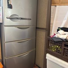 SANYO冷凍冷蔵庫355Ｌ無料にて差し上げます