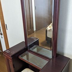 大塚家具ドレッサーの画像