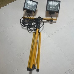 投光器　電球付き