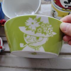 人気キャラクターコップセットの画像