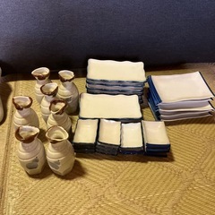 銚子、長方形皿、小皿セットの画像