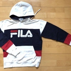 FILA パーカー　2枚の画像
